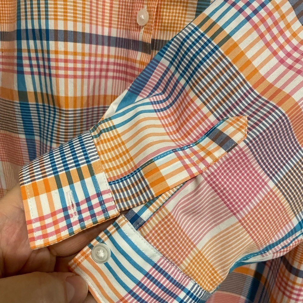 Lands’ End plaid no iron button down shirt. Size 16P - Picture 4 of 6